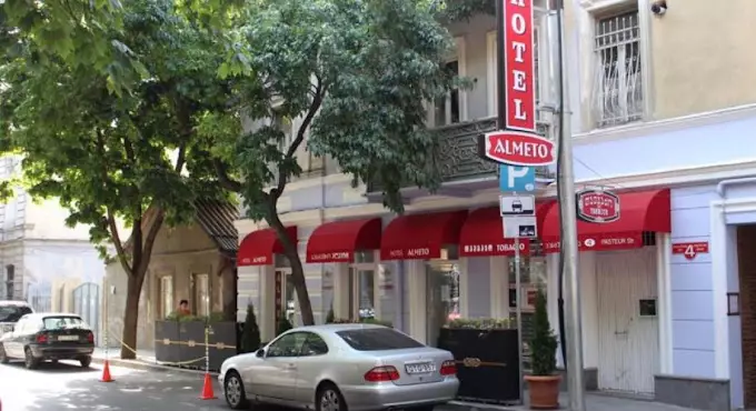 Almeto Hotel and Rooms